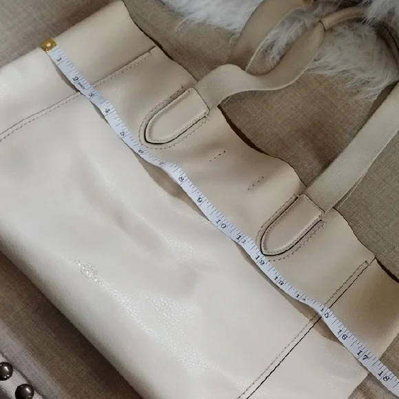 Coach Off-White Leather Tote - Picture 11 of 16